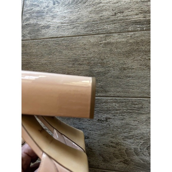 COACH Isabella Patent Leather Pump Pale Blush 8.5 B (M) - Picture 9 of 11